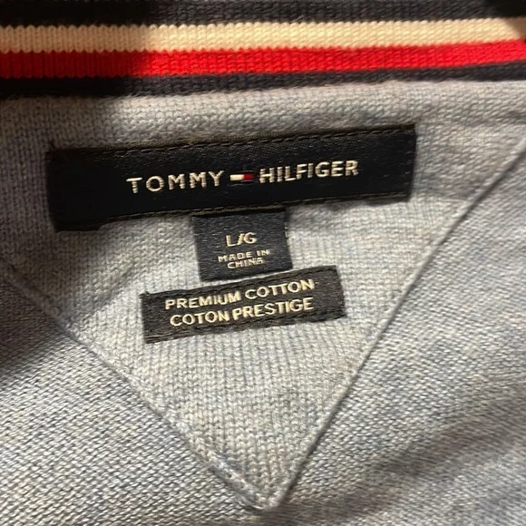 Tommy Hilfilger Sweater Large - Picture 2 of 4